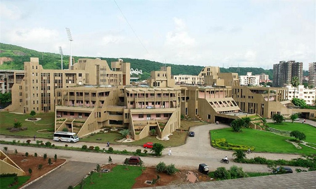 Campus view 6 — Dr. D.Y. Patil Medical College